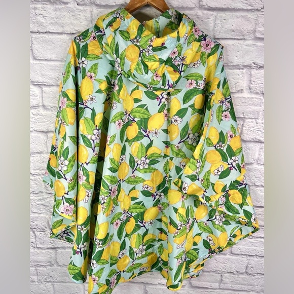 NWT! VERA BRADLEY RAIN PONCHO Lemon-Grove Print SZ S-M lightweight, foldable - Picture 5 of 8